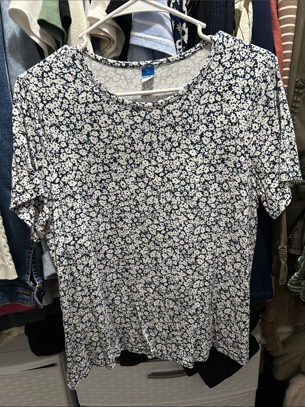 Old Navy Luxe Navy and White Floral Short-Sleeve Top Bundle and Save Big!! 💗